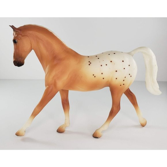 Breyer Classic Keen Palomino Blanket Appaloosa English Horse #61069 - Picture 2 of 9